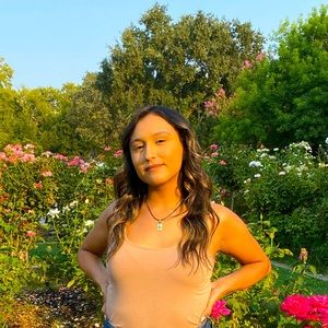 Meet your Posher, Briana